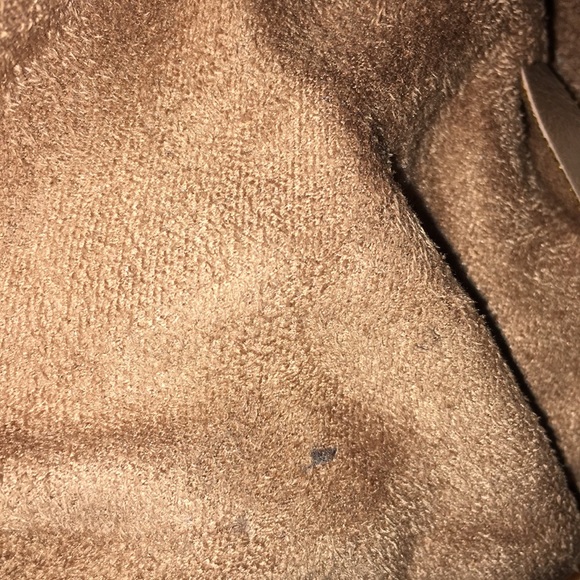 ❌ SOLD ❌ Slouchy tassel boots - Picture 5 of 5